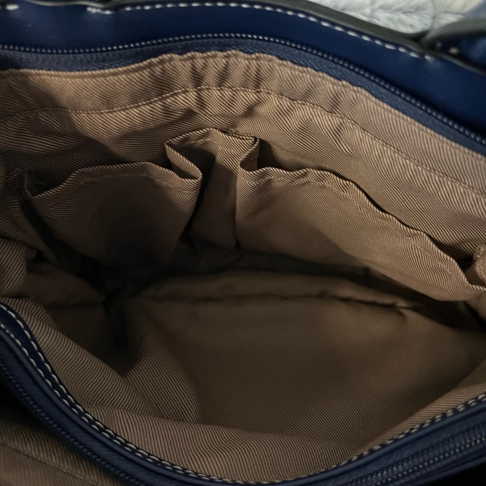 London Fog Navy Blue Crossbody Bag - Picture 11 of 14